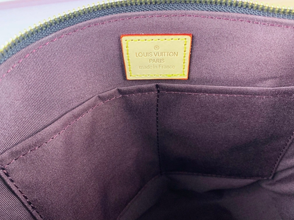 ルイヴィトンバッグ着用イメージ